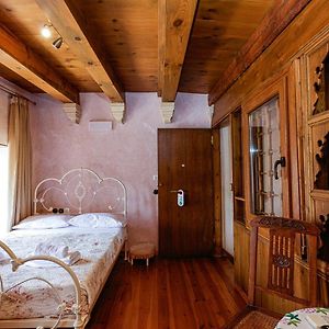 Traditional Room
